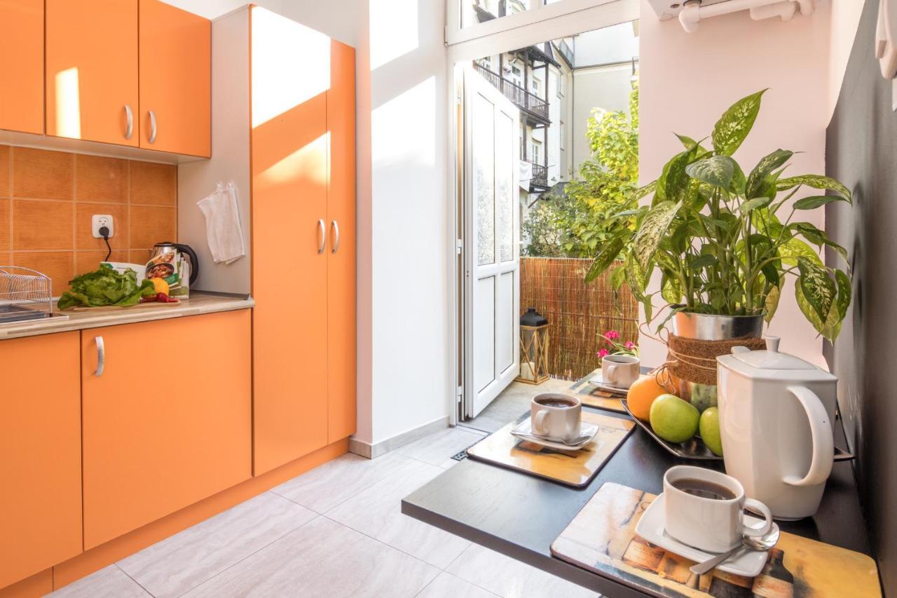 Cracow Best Location Apartment With Garden By Cozyplace Kraków Exteriör bild