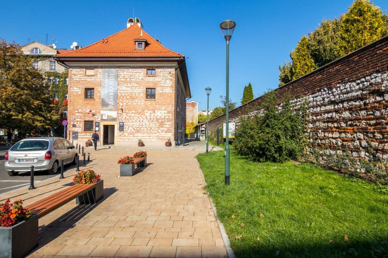 Cracow Best Location Apartment With Garden By Cozyplace Kraków Exteriör bild