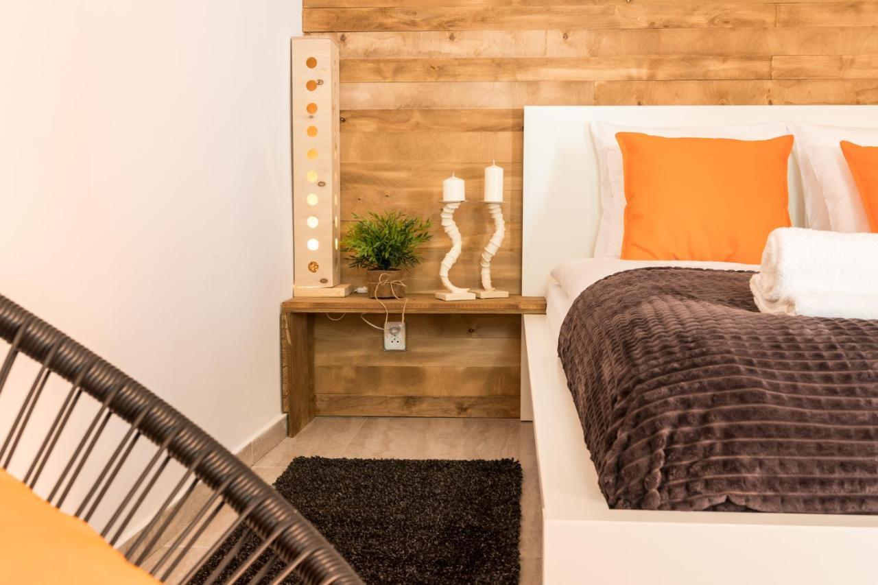 Cracow Best Location Apartment With Garden By Cozyplace Kraków Exteriör bild